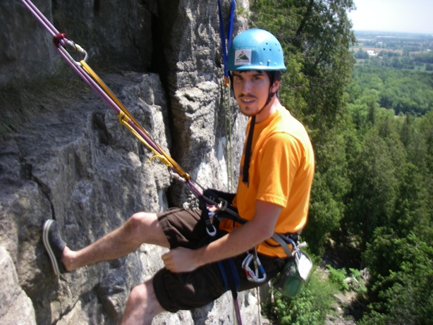 outdoor_rapelling.jpg